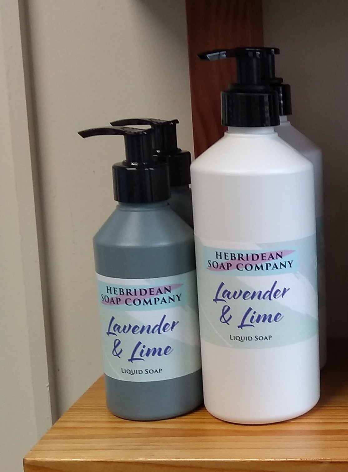 *Liquid Soap in recycled plastic bottles - Image 2